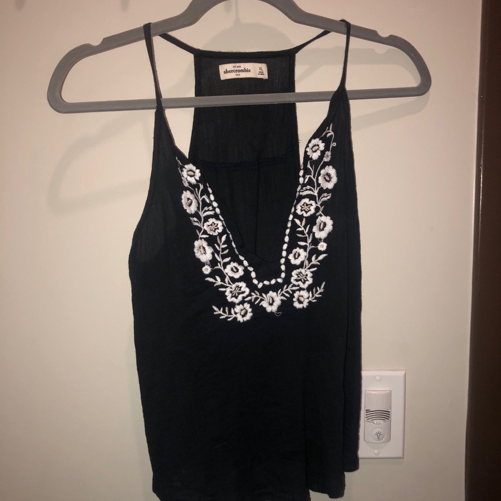 navy abercrombie flowy tank top